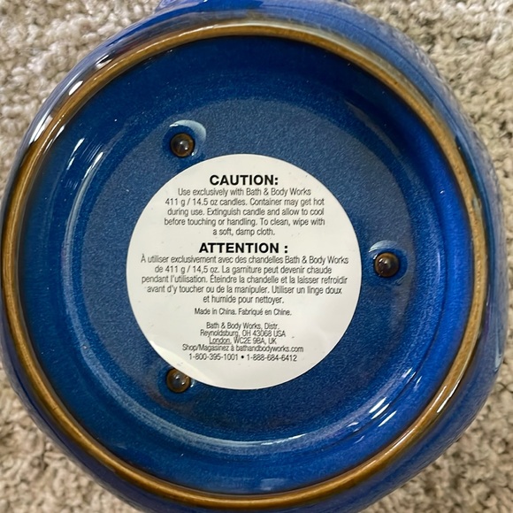 Bath and Body Works Blue Whale Ceramic 3 Wick Candle Holder Sea Beach *NEW* - Picture 3 of 6